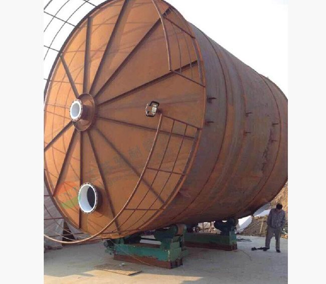 CNT012-400m3儲(chǔ)罐現(xiàn)場(chǎng)施工(內(nèi)襯大金PTFE)